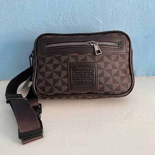 Screenshot of Stylish & Spacious Utility Bags